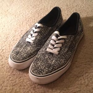 Woman’s size 11 shoes